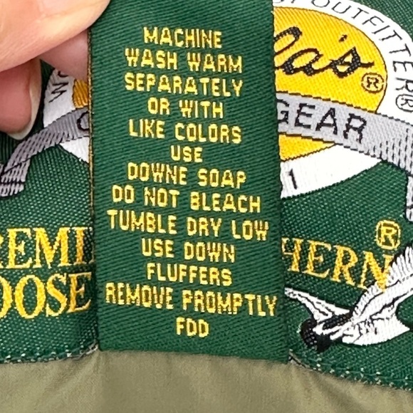 Cabela’s Premier Northern Goose Down Plum Puffer Vest 2XL Tall Outdoor Hunting - Picture 9 of 15